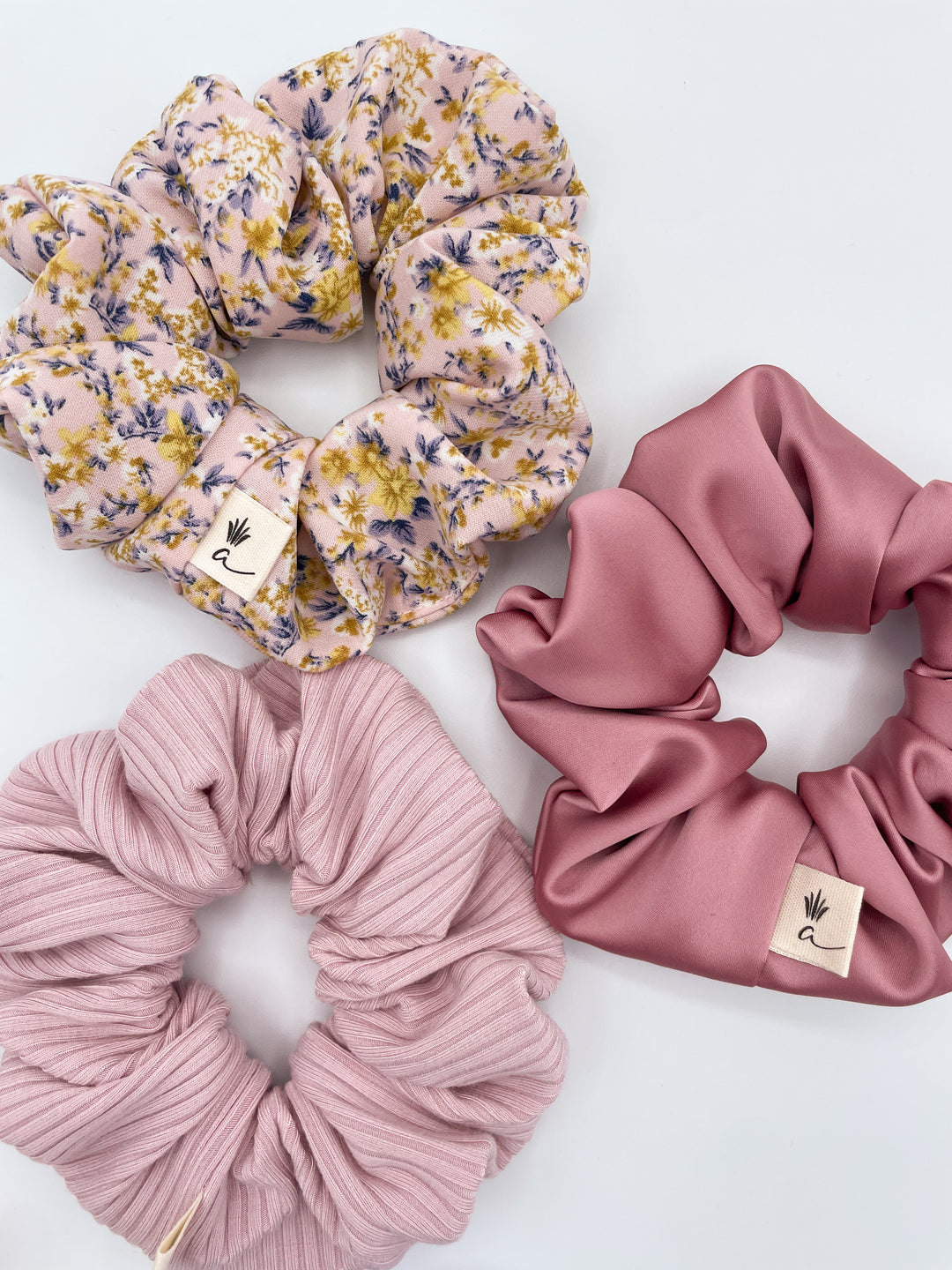 Bamboo Rib scrunchies - Blush