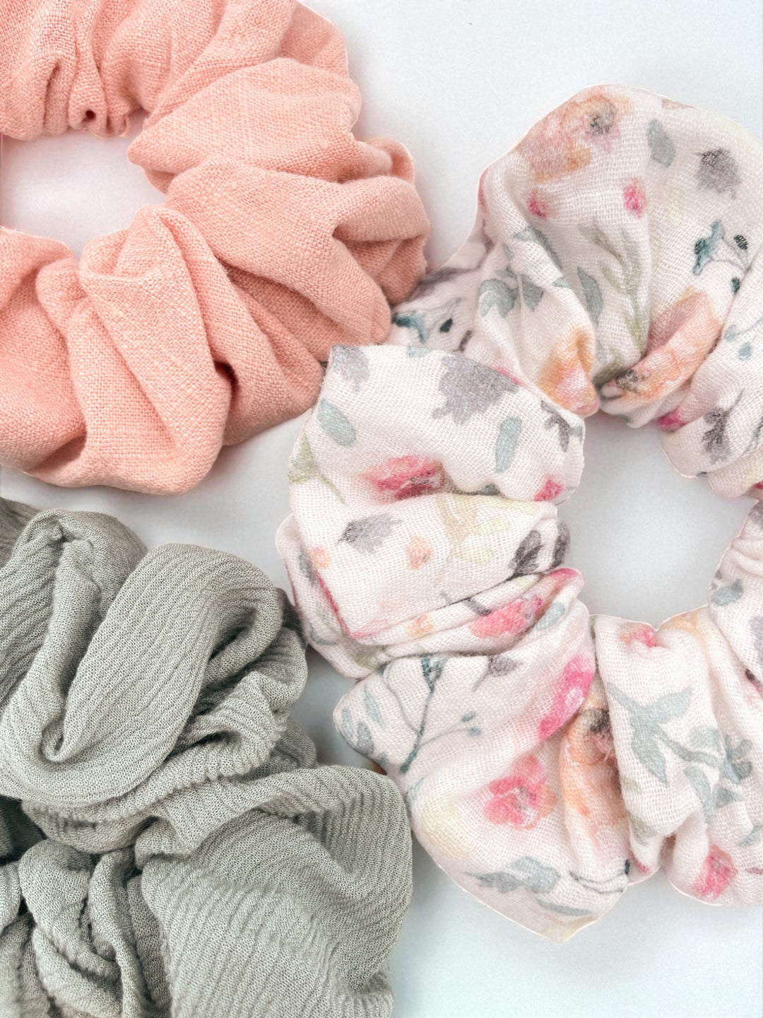 Muslin scrunchies - Dainty Floral