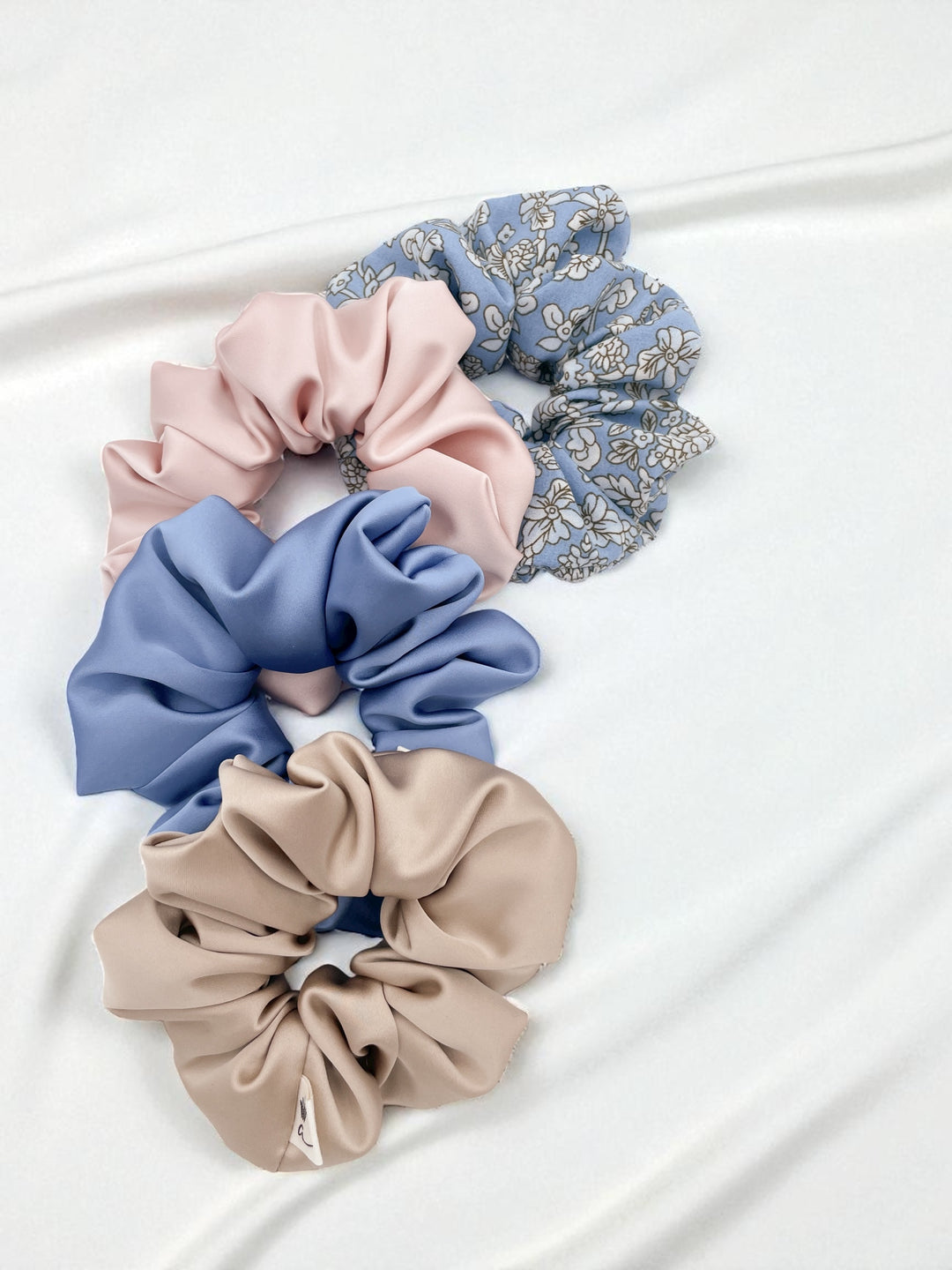Satin Scrunchie 2.0 - Blue
