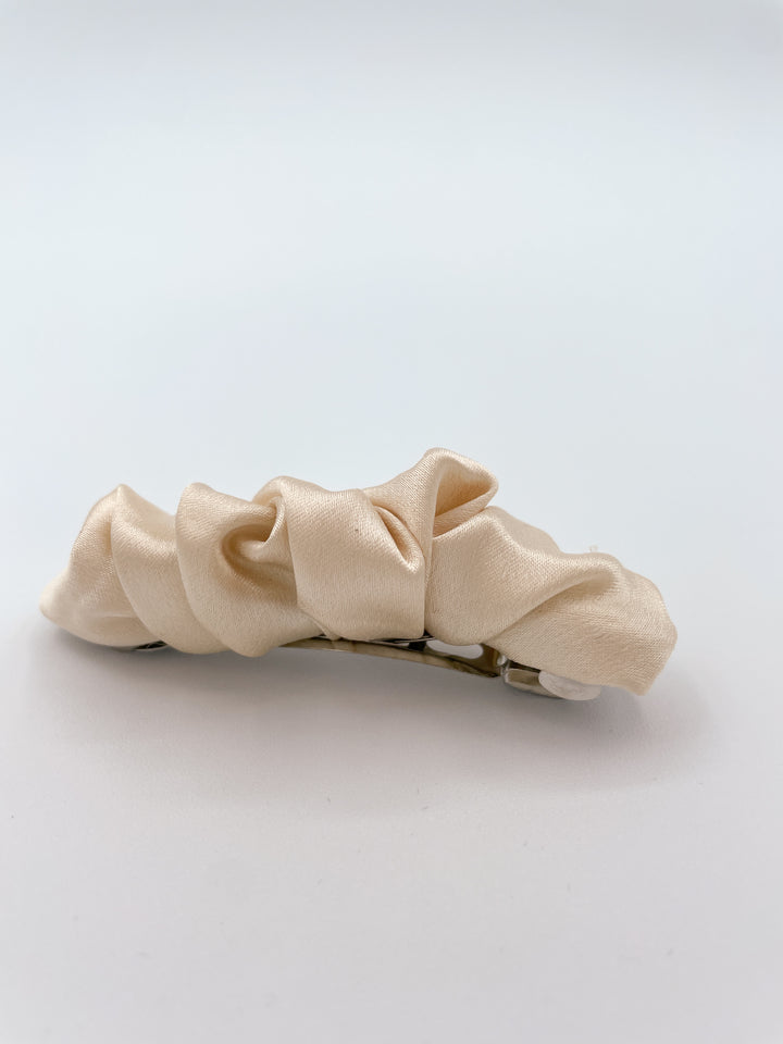 Barrette - Satin Scrunchie Cream