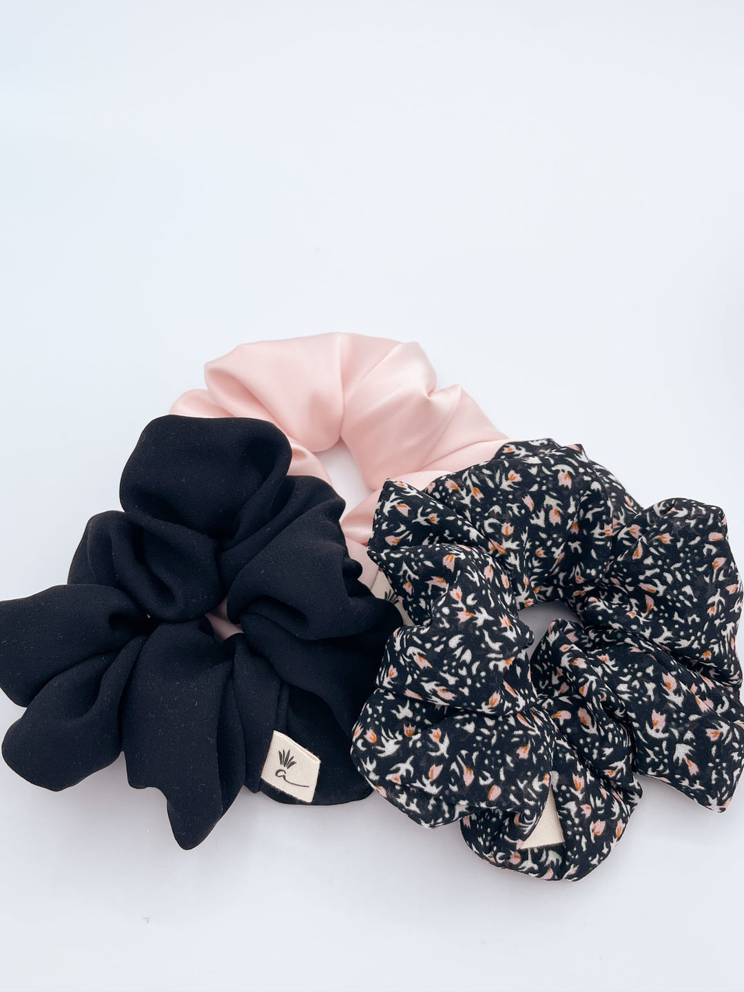 Scrunchie - Black Floral