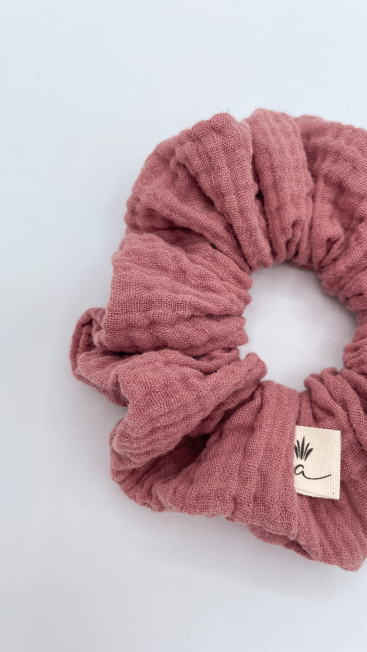 Muslin scrunchies - Baby pink