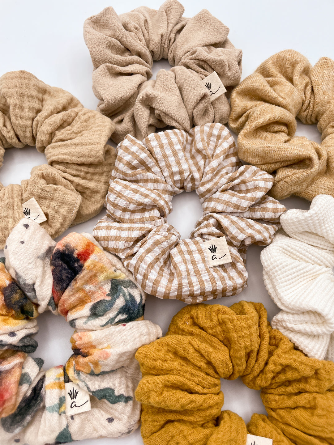 Muslin scrunchies - Wheat