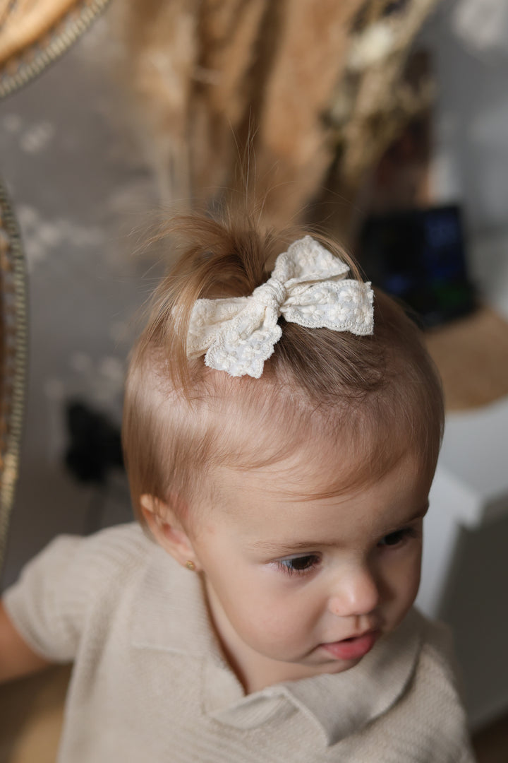 Lace Bow - Ivory