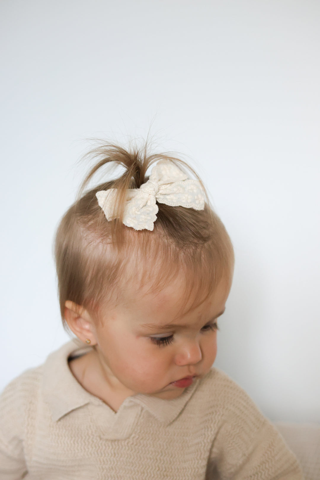 Lace Bow - Ivory