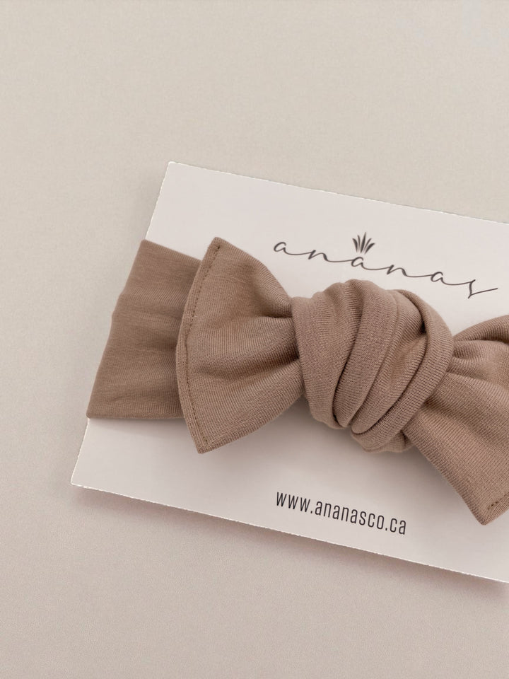 Bamboo bow headband to tie