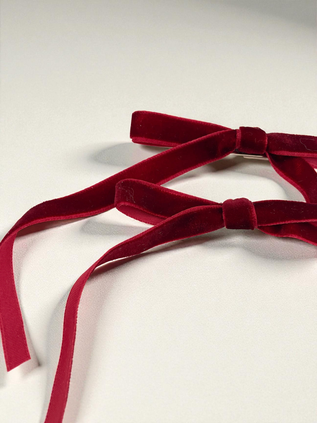 XL velvet ribbon bows - Red