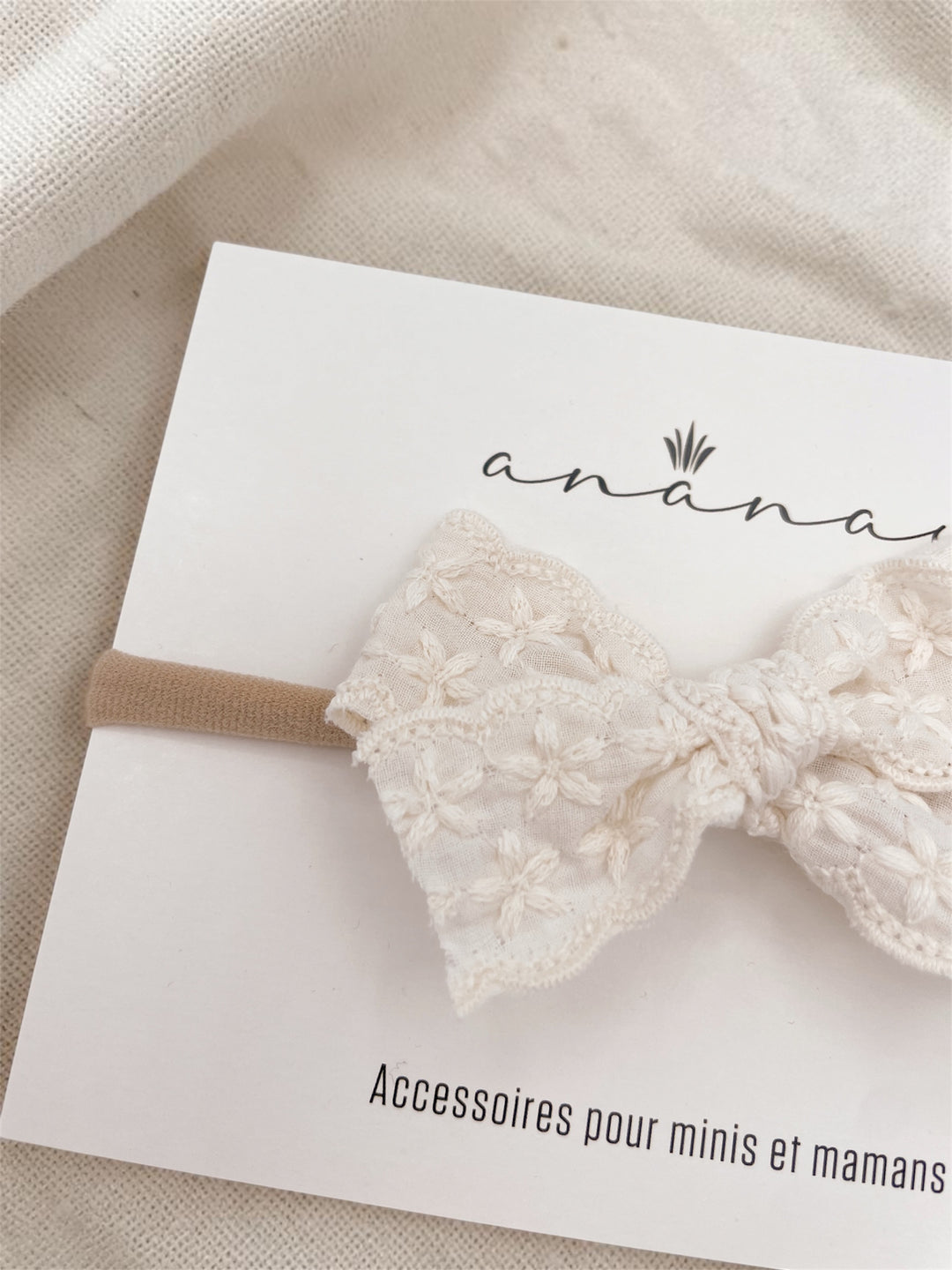 Embroidered Bow - Ivory